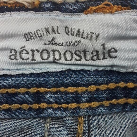 Aeropostale Womens Sz 6 Modest Y2K Flap Pocket Distressed Denim Shorts5725 - Picture 3 of 10